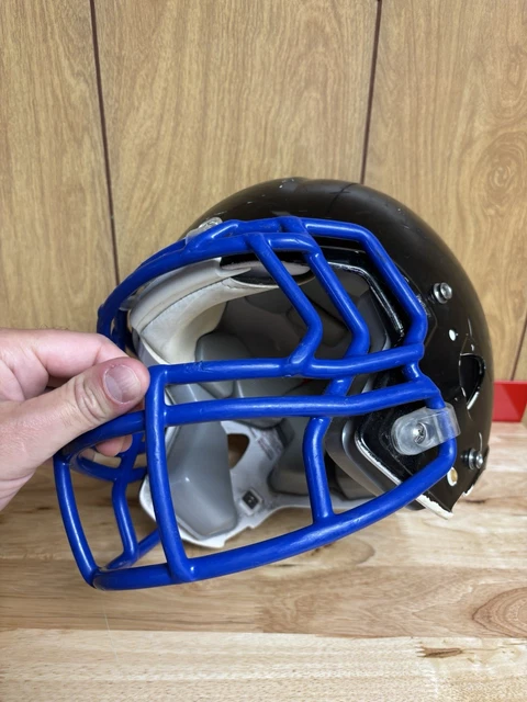 2012-RIDDELL-SPEED-FOOTBALL-HELMET-Black-And-Blue (5) 2012-RIDDELL-SPEED-FOOTBALL-HELMET-Black-And-Blue (5)