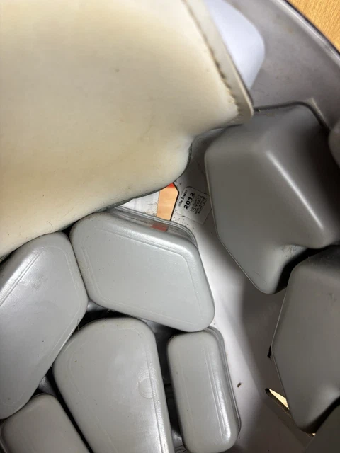 2012-RIDDELL-SPEED-FOOTBALL-HELMET-Black-And-Blue (7) 2012-RIDDELL-SPEED-FOOTBALL-HELMET-Black-And-Blue (7)