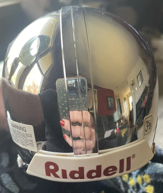 ESPN-Riddell-minatire-football-helmet (1) ESPN-Riddell-minatire-football-helmet (1)