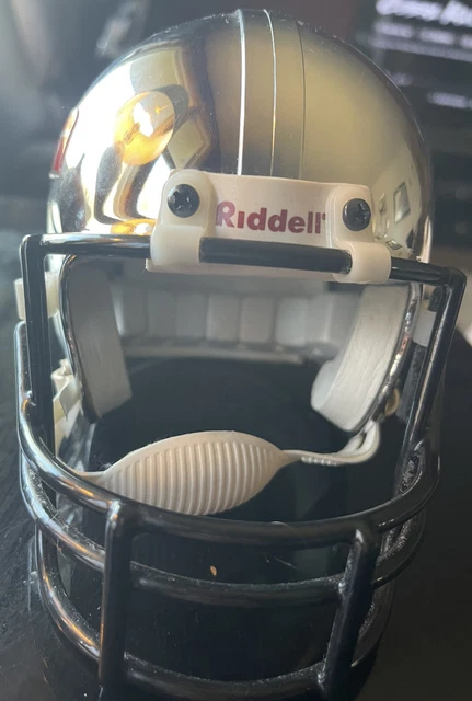 ESPN-Riddell-minatire-football-helmet (3) ESPN-Riddell-minatire-football-helmet (3)